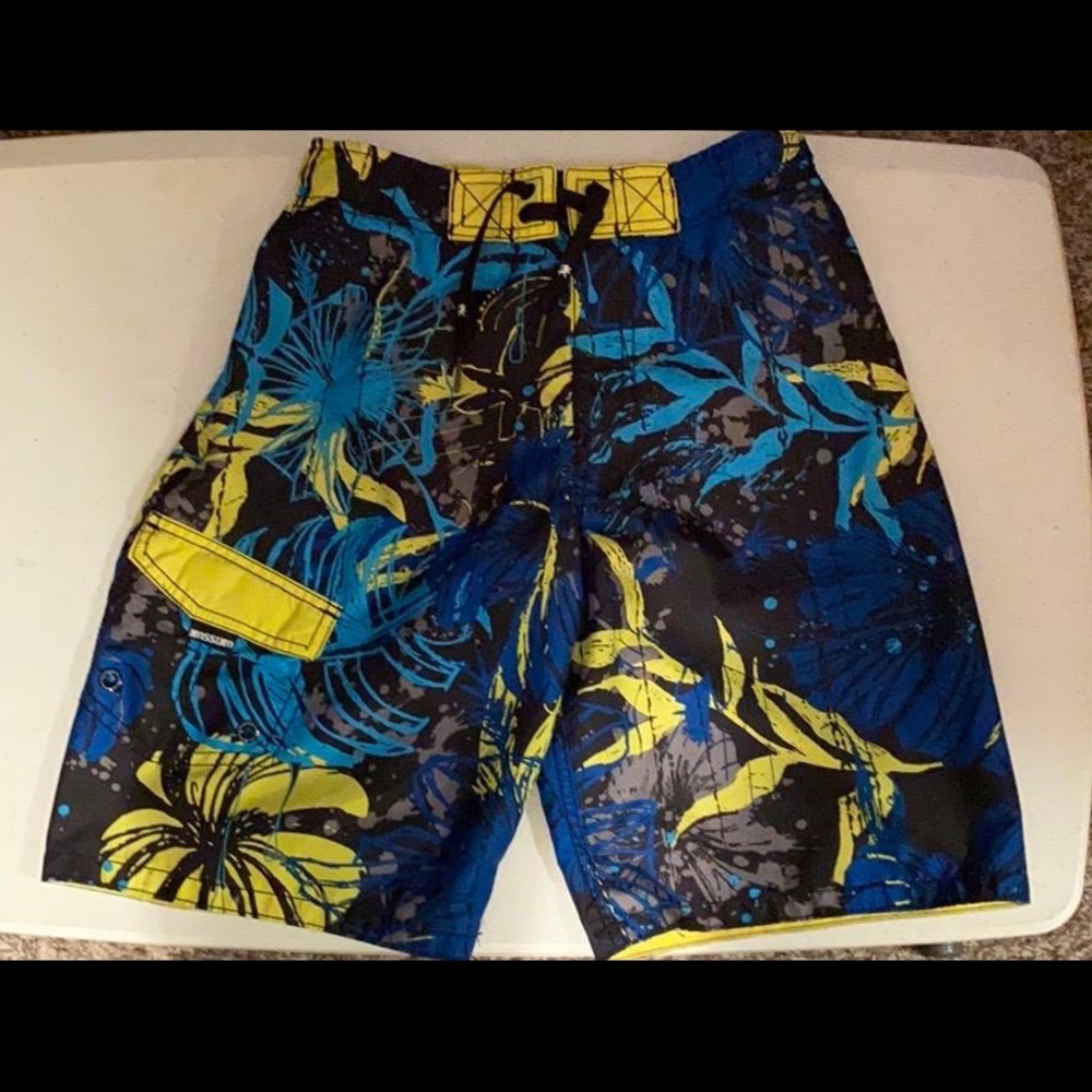 Boys Swim Trunks Size M 8-10
